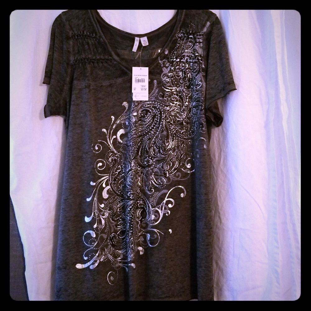 Beall's Fitted Gray  & Silver T-Shirt